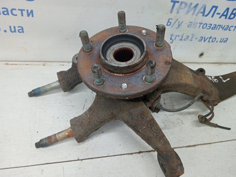 Кулак поворотный левый со ступицей Mazda 6 2007-2013 GS1D33031 (Арт. 60735) Кулак поворотный левый со ступицей Mazda 6 2007-2013 GS1D33031 (Арт. 60735)