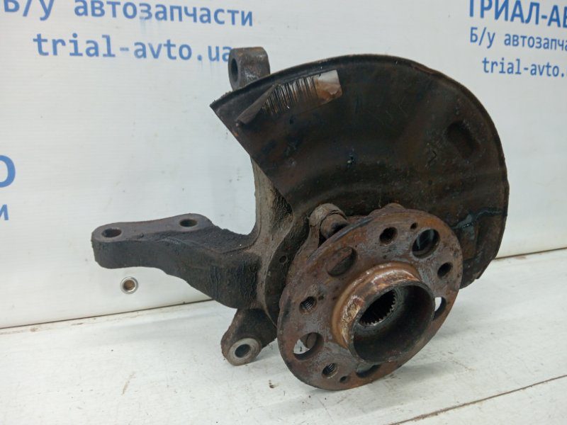 Кулак поворотный левый со ступицей SsangYong Korando 2010-2019 4121134003 (Арт. 60736) Кулак поворотный левый со ступицей SsangYong Korando 2010-2019 4121134003 (Арт. 60736)