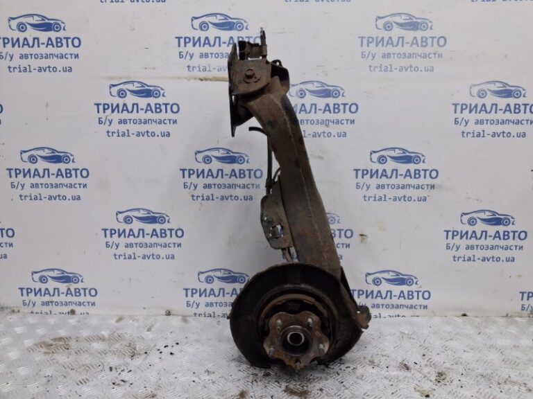Рычаг задней подвески продольный правый Nissan X-Trail 2007-2015 55501JG000 (Арт. 60925)