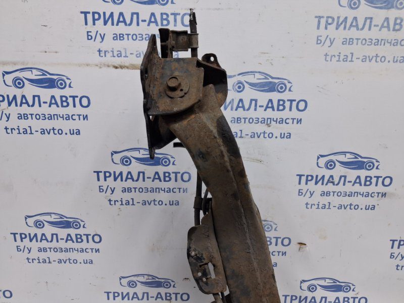 Рычаг задней подвески продольный правый Nissan X-Trail 2007-2015 55501JG000 (Арт. 60925) Рычаг задней подвески продольный правый Nissan X-Trail 2007-2015 55501JG000 (Арт. 60925)