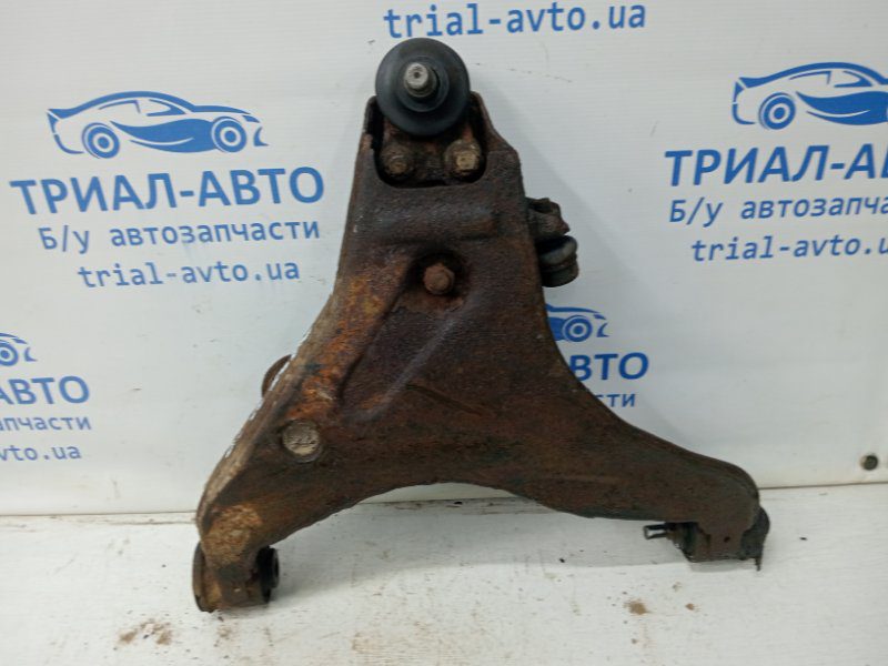 Рычаг правый Mitsubishi L200 2006-2015 (Арт. 60962) Рычаг правый Mitsubishi L200 2006-2015 (Арт. 60962)