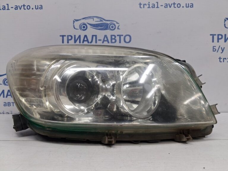 Фара правая галоген Toyota RAV 4 2005-2016 8113042310 (Арт. 60965)