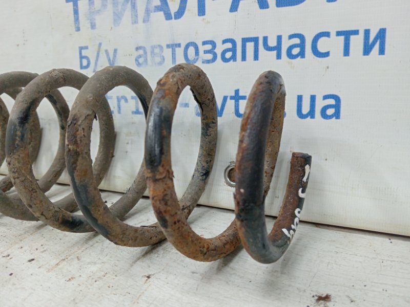 Пружина задняя Mitsubishi Lancer 2003-2009 MR594980 (Арт. 61408) Пружина задняя Mitsubishi Lancer 2003-2009 MR594980 (Арт. 61408)