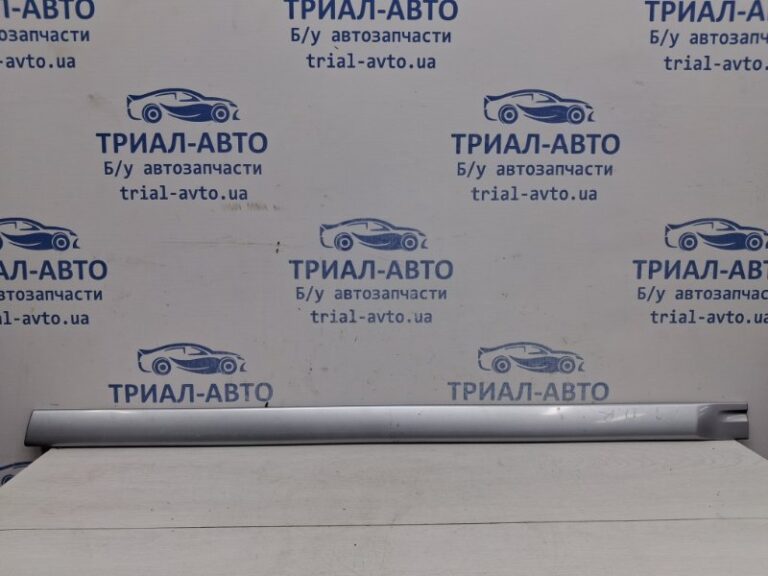 Накладка двери Mitsubishi Lancer 2003-2009 MN190106HB (Арт. 61502)