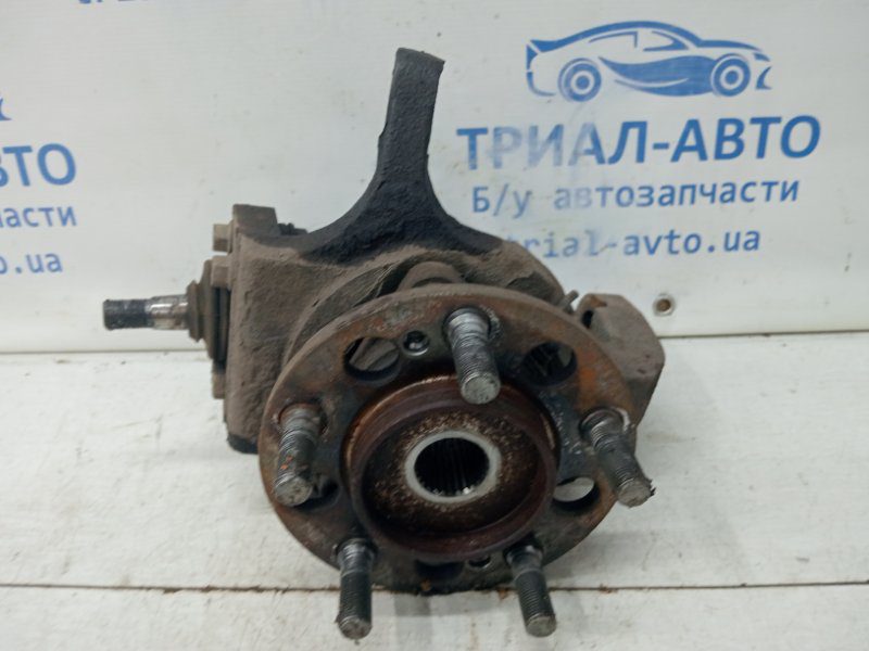 Кулак поворотный правый со ступицей SsangYong Rexton 2006-2012 4122109004 (Арт. 61780) Кулак поворотный правый со ступицей SsangYong Rexton 2006-2012 4122109004 (Арт. 61780)