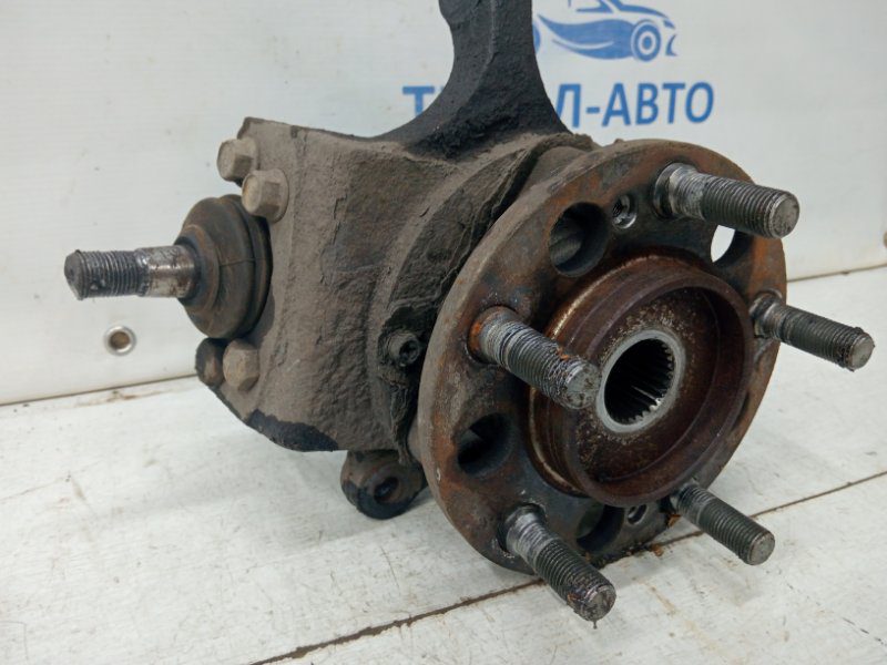 Кулак поворотный правый со ступицей SsangYong Rexton 2006-2012 4122109004 (Арт. 61780) Кулак поворотный правый со ступицей SsangYong Rexton 2006-2012 4122109004 (Арт. 61780)
