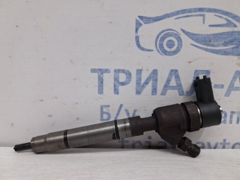 Форсунка топливная Kia Sportage 2010-2016 338002A800 (Арт. 61971)