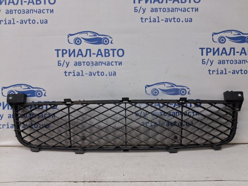 Решетка бампера центральная Suzuki Grand Vitara 2005-2016 7172165J00 (Арт. 62035) Решетка бампера центральная Suzuki Grand Vitara 2005-2016 7172165J00 (Арт. 62035)