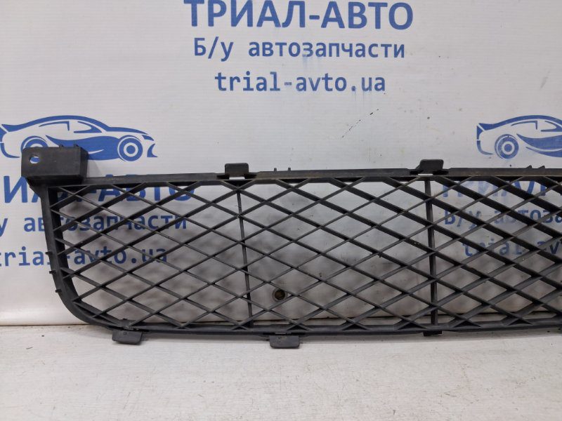 Решетка бампера центральная Suzuki Grand Vitara 2005-2016 7172165J00 (Арт. 62035) Решетка бампера центральная Suzuki Grand Vitara 2005-2016 7172165J00 (Арт. 62035)