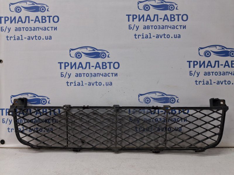 Решетка бампера центральная Suzuki Grand Vitara 2005-2016 7172165J00 (Арт. 62035) Решетка бампера центральная Suzuki Grand Vitara 2005-2016 7172165J00 (Арт. 62035)