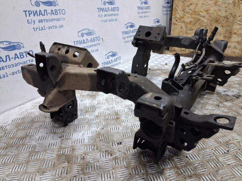 Балка передней подвески Mitsubishi Pajero Wagon 1999-2006 MR448101 (Арт. 62257) Балка передней подвески Mitsubishi Pajero Wagon 1999-2006 MR448101 (Арт. 62257)