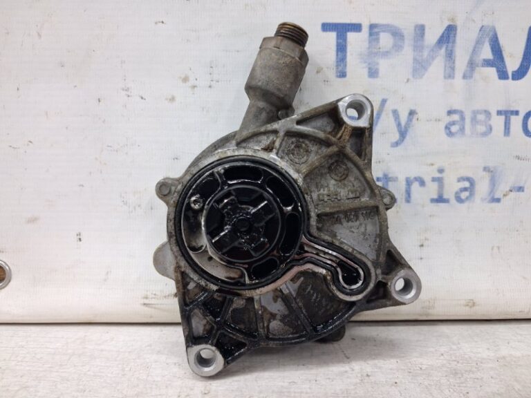 Насос вакуумный SsangYong Rexton 2006-2012 A6652300565 (Арт. 62271)