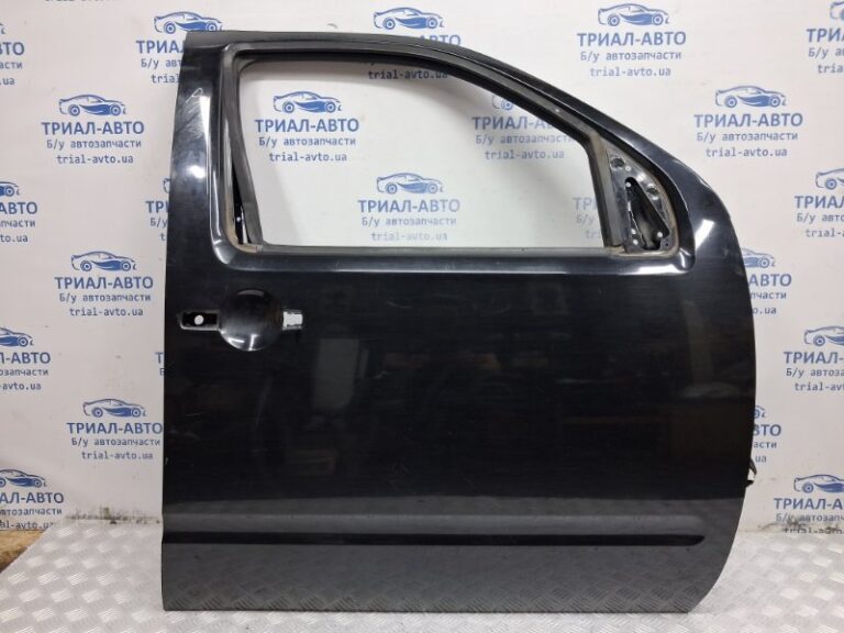 Дверь передняя правая Nissan Navara 2004-2015 80100EB330 (Арт. 62301)