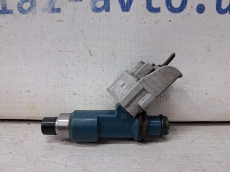 Форсунка топливная Suzuki SX4 2006-2014 1571065J00 (Арт. 62937)