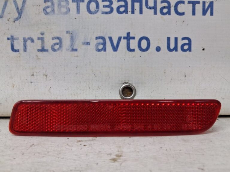 Катафот правый Suzuki SX4 2006-2014 3595079J0R (Арт. 62951)