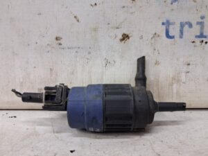 Насос омывателя фар Nissan Navara 2004-2015 28920EB320 (Арт. 63123)