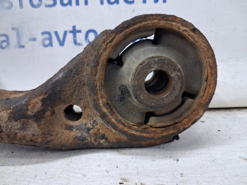 Рычаг левый Hyundai Tucson 2004-2009 545002E100 (Арт. 63178) Рычаг левый Hyundai Tucson 2004-2009 545002E100 (Арт. 63178)