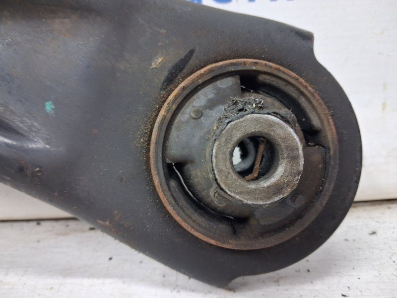 Рычаг левый Nissan Qashqai 2006-2013 54501JD000 (Арт. 63181) Рычаг левый Nissan Qashqai 2006-2013 54501JD000 (Арт. 63181)