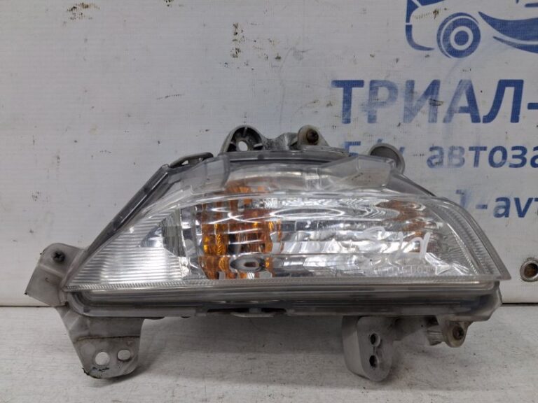 Фара противотуманная правая Mazda 3 2013-2019 B45A51350A (Арт. 63573)