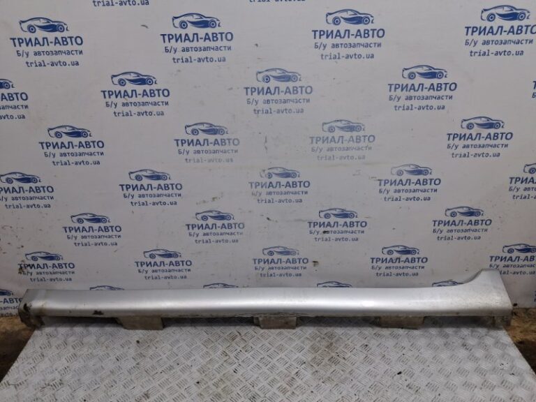 Накладка порога внешняя левая Toyota Camry 2006-2011  (Арт. 63602)
