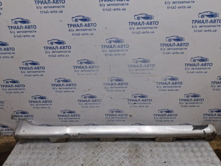 Накладка порога внешняя правая Toyota Camry 2006-2011  (Арт. 63603)