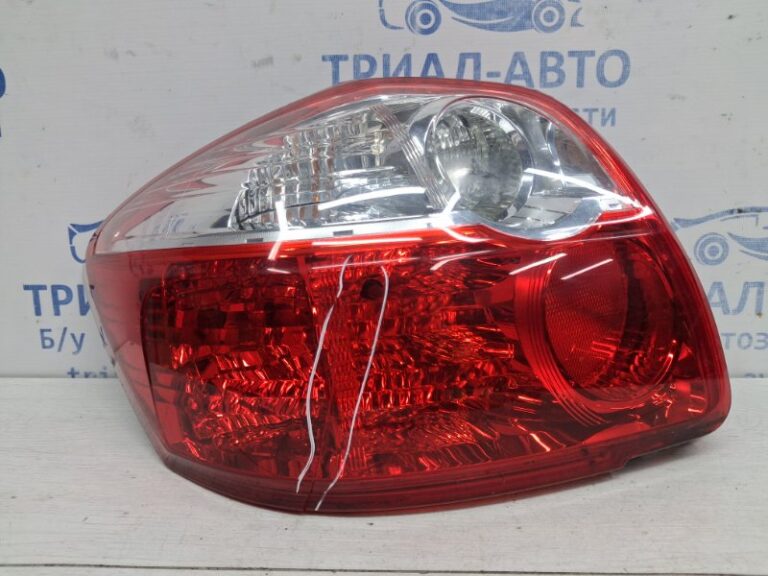 Фонарь задний внешний левый Toyota Auris 2006-2012 8156102530 (Арт. 63612)