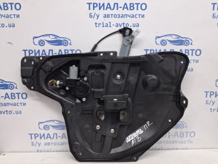 Стеклоподъемник передний правый Mazda 3 2013-2019  (Арт. 63705)