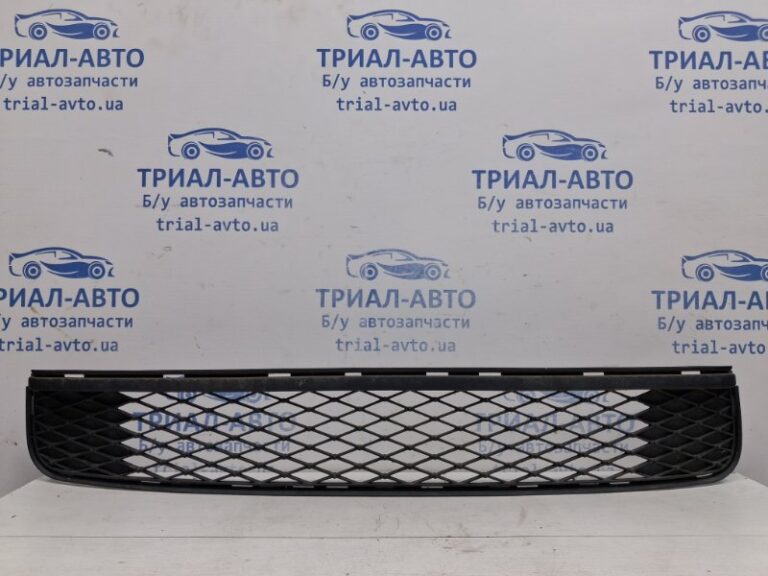 Решетка бампера центральная Toyota Auris 2006-2012 5311202250 (Арт. 63717)
