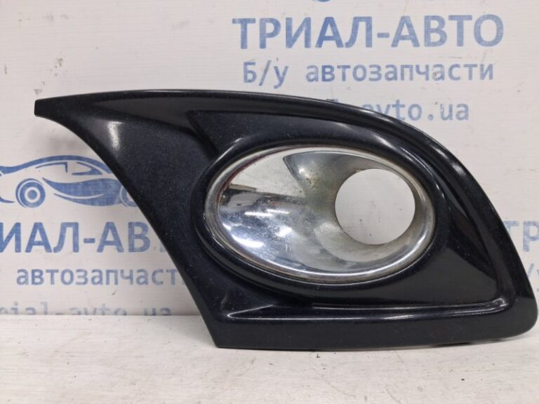 Решетка противотуманки правая Renault Megane 2008-2016 623841417R (Арт. 63728)