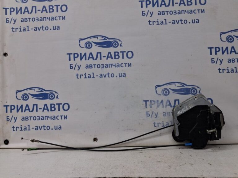 Замок двери задний левый Toyota Auris 2006-2012  (Арт. 63943)