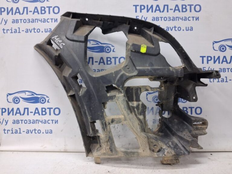 Кронштейн бампера передний правый Renault Megane 2008-2016  (Арт. 64033)