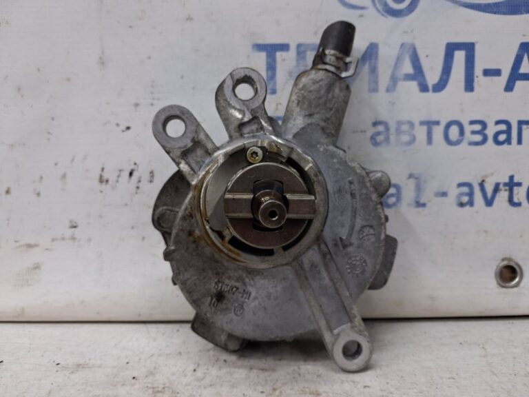Насос вакуумный Toyota Auris 2006-2012  (Арт. 64062)
