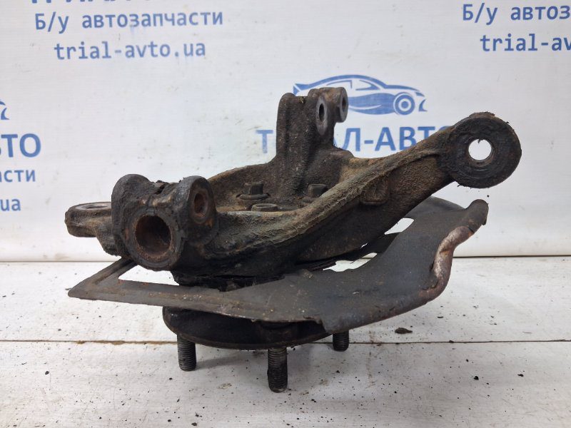 Кулак поворотный правый со ступицей Mazda 3 2013-2019 B45A33021 (Арт. 64132) Кулак поворотный правый со ступицей Mazda 3 2013-2019 B45A33021 (Арт. 64132)