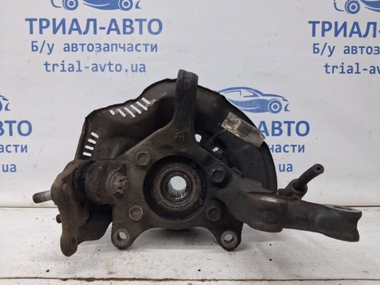 Кулак поворотный левый со ступицей Toyota Auris 2006-2012 4321202171 (Арт. 64135)