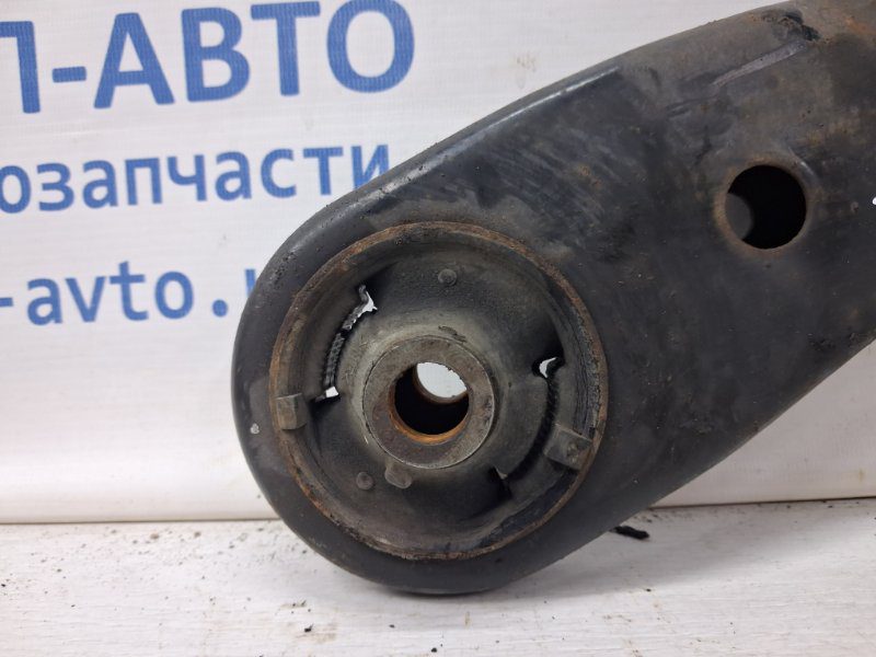 Рычаг правый Toyota Auris 2006-2012 4806802130 (Арт. 64196) Рычаг правый Toyota Auris 2006-2012 4806802130 (Арт. 64196)