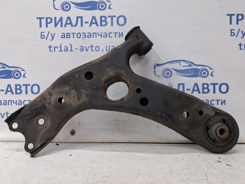 Рычаг правый Toyota Auris 2006-2012 4806802130 (Арт. 64196) Рычаг правый Toyota Auris 2006-2012 4806802130 (Арт. 64196)