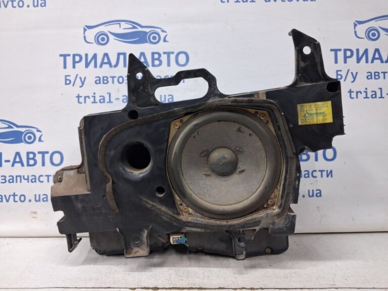 Сабвуфер Toyota Prado 2002-2009 8615060110 (Арт. 64287)