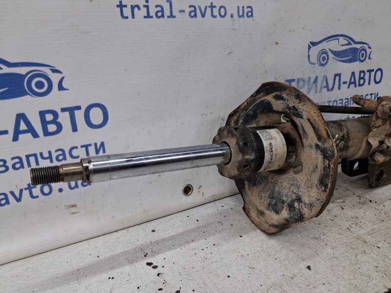 Амортизатор передний правый Toyota Avensis 2002-2010 (Арт. 64411) Амортизатор передний правый Toyota Avensis 2002-2010 (Арт. 64411)