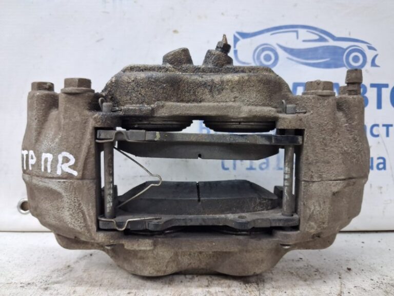 Суппорт передний правый Toyota Prado 2002-2009 4773060130 (Арт. 64440)