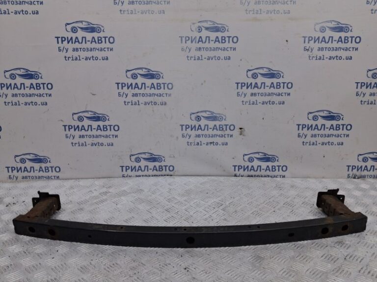 Усилитель бампера передний Nissan Qashqai 2013-2022 620304EA0C (Арт. 64584)