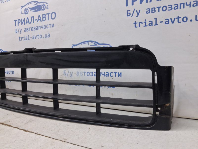 Решетка бампера центральная Suzuki SX4 2006-2014 7172179J005PK (Арт. 64623) Решетка бампера центральная Suzuki SX4 2006-2014 7172179J005PK (Арт. 64623)