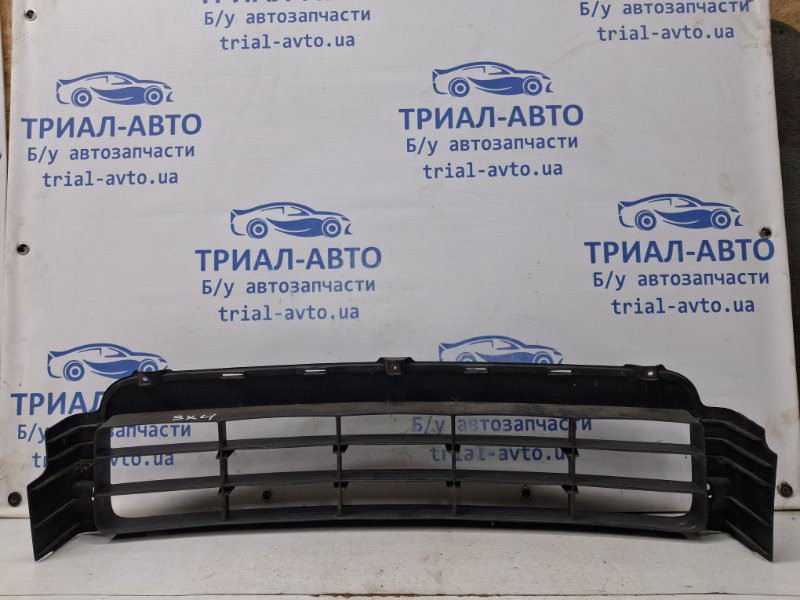 Решетка бампера центральная Suzuki SX4 2006-2014 7172179J005PK (Арт. 64623) Решетка бампера центральная Suzuki SX4 2006-2014 7172179J005PK (Арт. 64623)