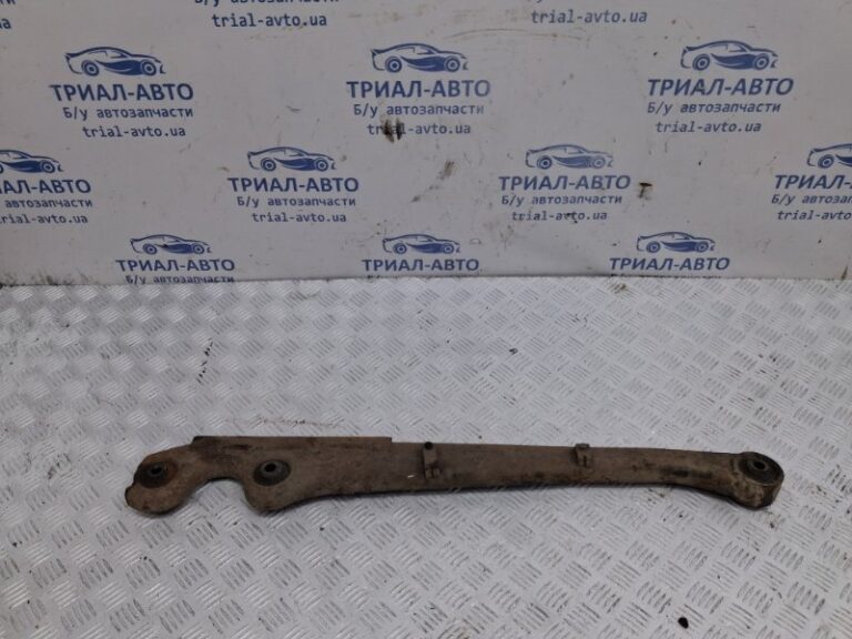 Рычаг задней подвески продольный правый Mitsubishi Pajero Sport 1996-2008 MR234271 (Арт. 64854)