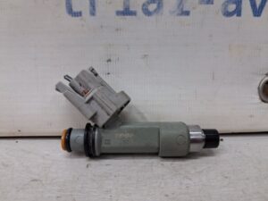 Форсунка топливная Suzuki SX4 2006-2014 1571079J00 (Арт. 64889)