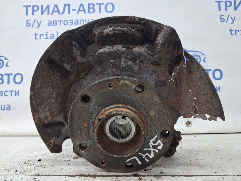Кулак поворотный левый со ступицей Suzuki SX4 2006-2014 45151-79J51 (Арт. 64999) Кулак поворотный левый со ступицей Suzuki SX4 2006-2014 45151-79J51 (Арт. 64999)