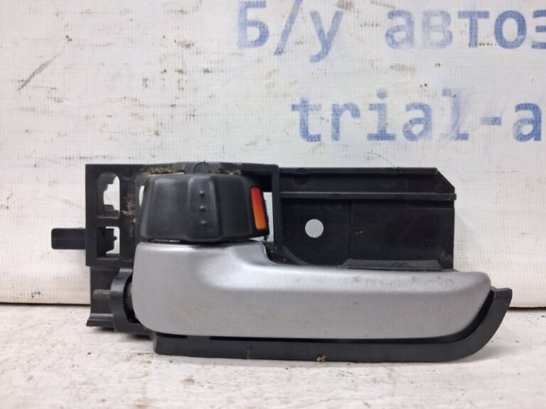 Ручка двери внутренняя левая Suzuki SX4 2006-2014 83130-62J30-BWL (Арт. 65174)