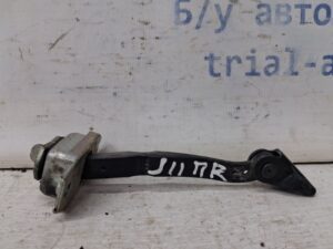 Ограничитель двери передний правый Nissan Qashqai 2013-2022 804304EA0A (Арт. 65199)