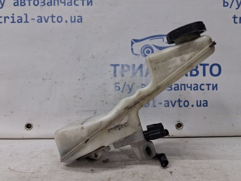 Бачок главного тормозного цилиндра Nissan Qashqai 2013-2022 460914EA0A (Арт. 65279)