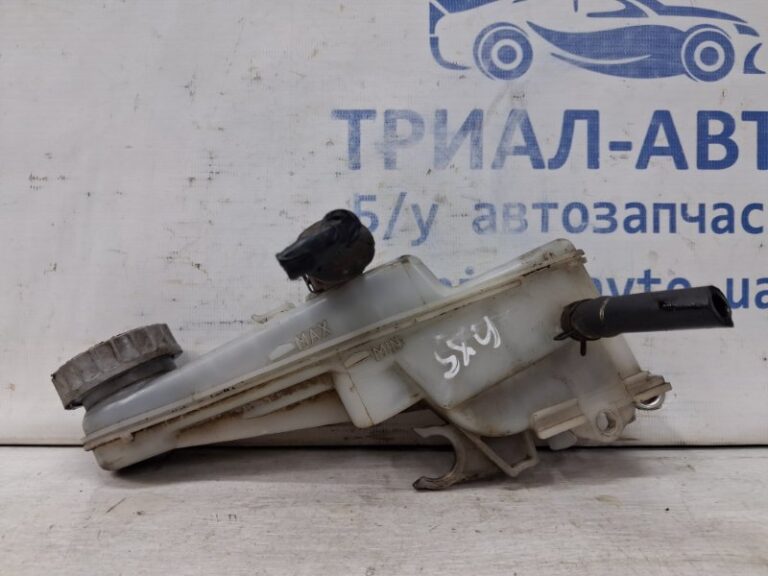 Бачок главного тормозного цилиндра Suzuki SX4 2006-2014 51200-79J00 (Арт. 65281)