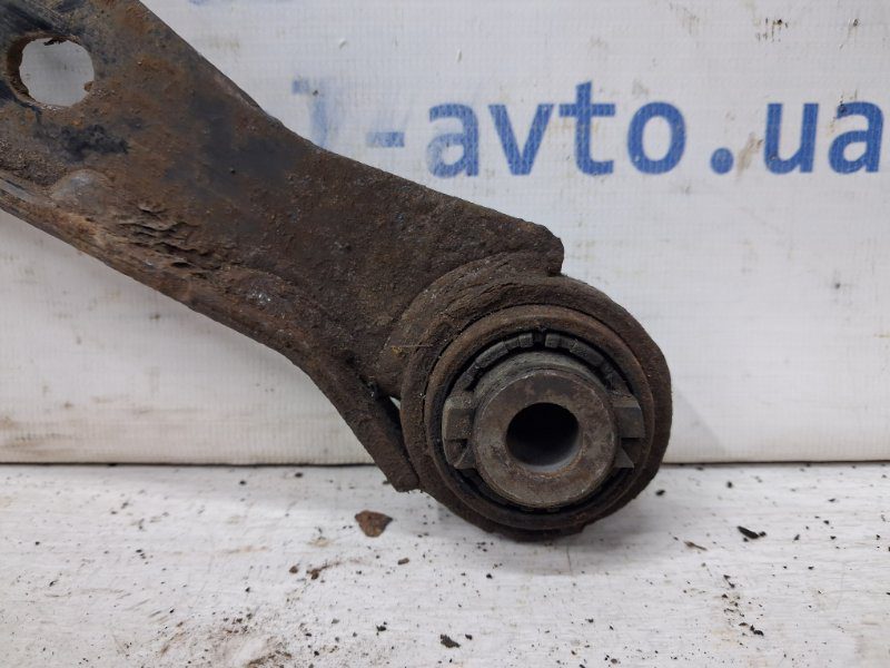 Рычаг задний поперечный Mazda 3 2013-2019 (Арт. 65346) Рычаг задний поперечный Mazda 3 2013-2019 (Арт. 65346)